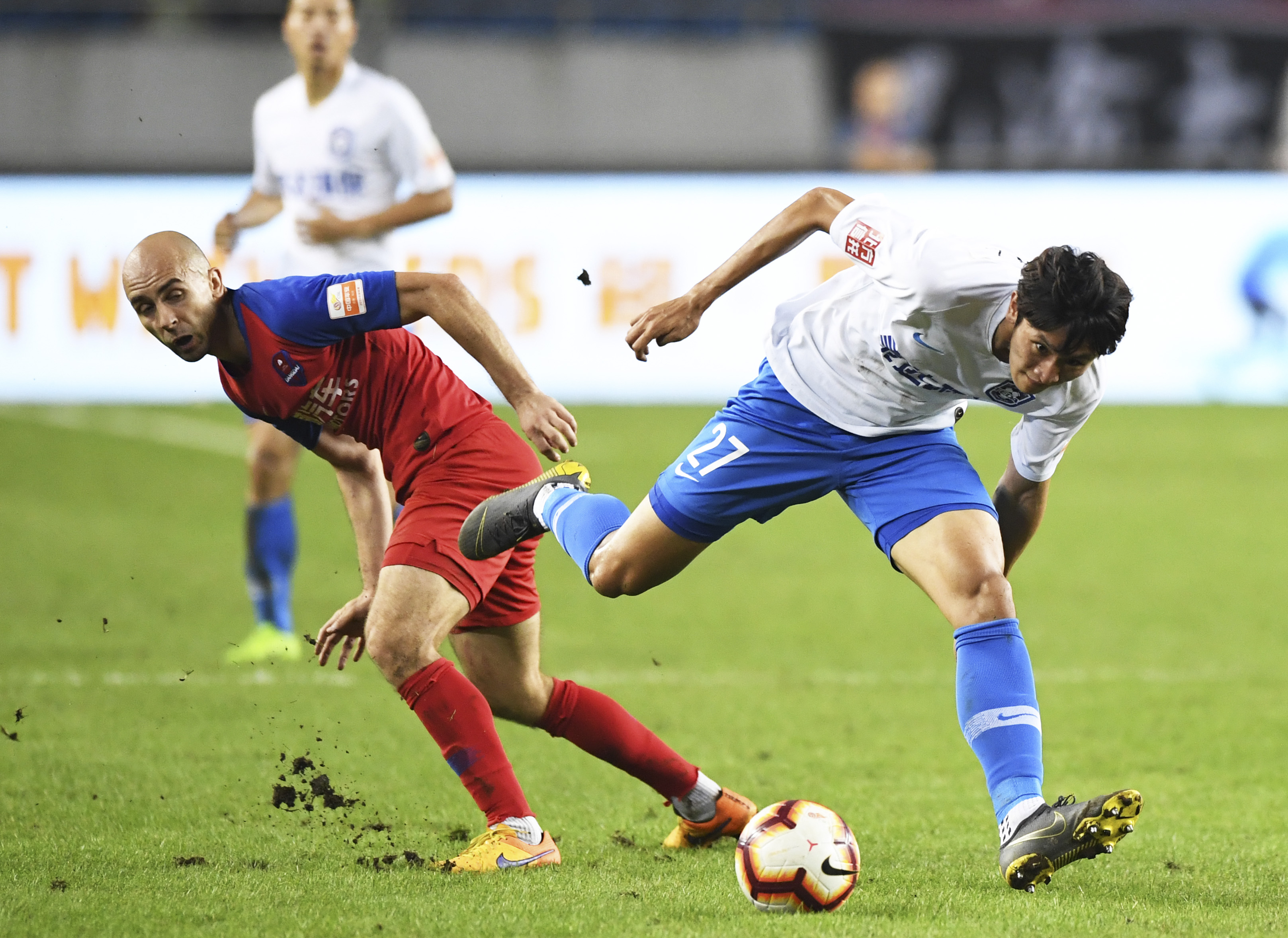 杏彩体育-泰达夺胜，晋级中超半决赛(泰达夺胜,晋级中超半决赛是哪一年)