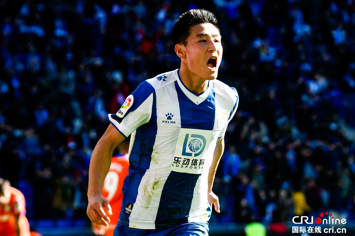 杏彩体育在线登录-包含武磊进球助阵埃瑞乔，西班牙人豪取三分的词条