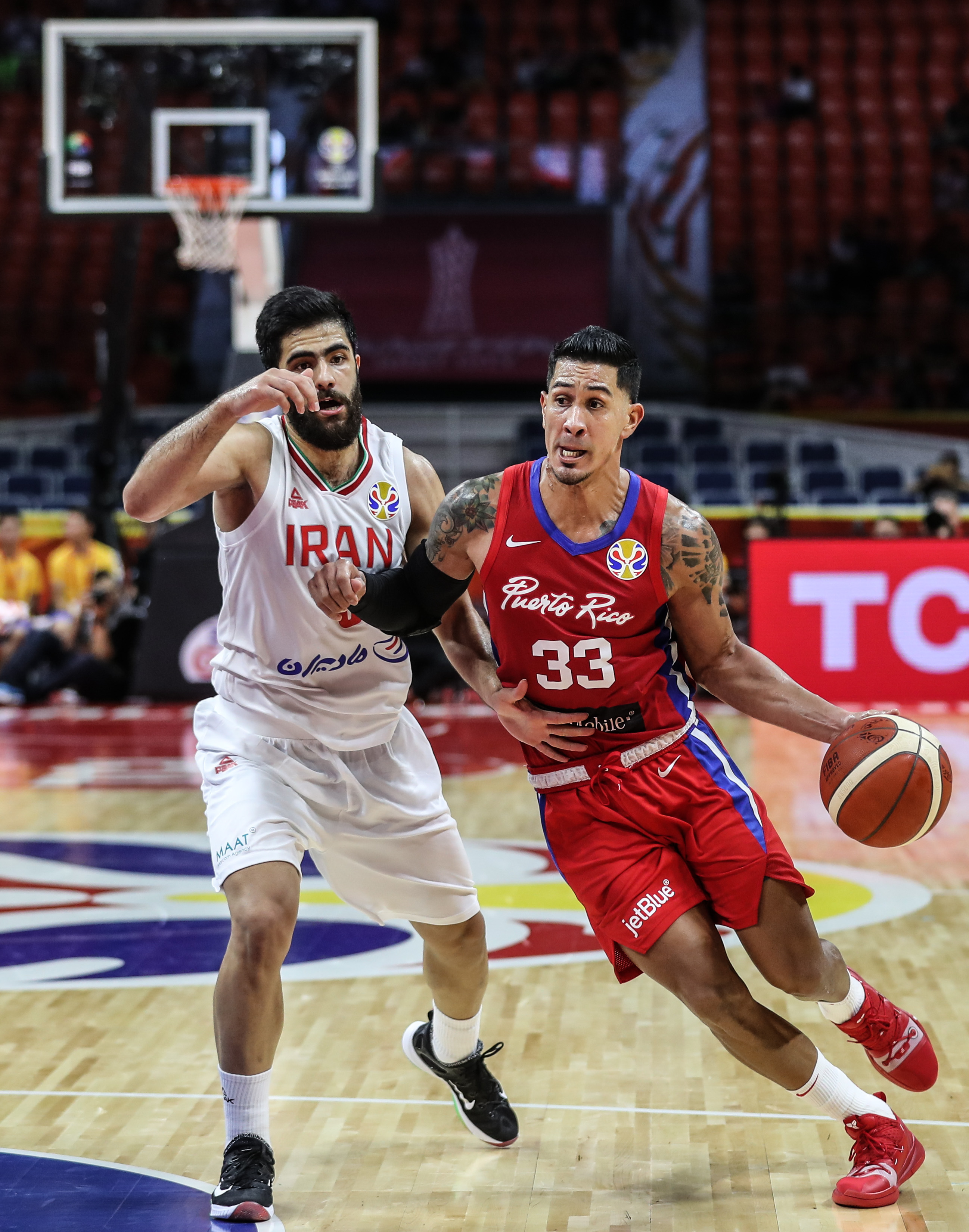 杏彩体育网页版-波多黎各队在国际比赛中失去领先优势(波多黎各队在国际比赛中失去领先优势的球员)