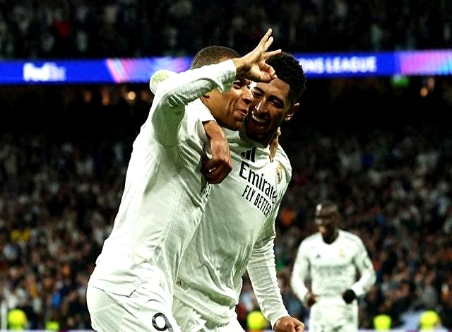 皇家马德里锋线大爆发,轻松击败对手的简单介绍 皇家马德里锋线大爆发,轻松击败对手的简单介绍