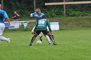 杏彩体育地址-鹿岛鹿角多线作战阵容调整，保证体能充沛