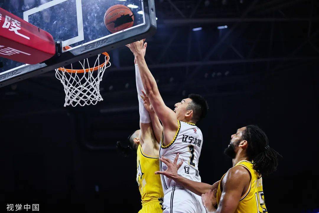 关键比赛中,逐风者连下两城,粉丝高呼其名的简单介绍 关键比赛中,逐风者连下两城,粉丝高呼其名的简单介绍