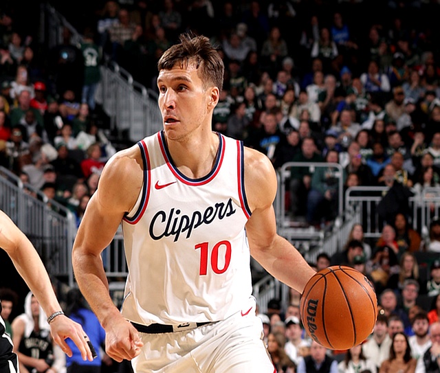 阿尔希拉尔主场优势明显,球迷期待逆转奇迹的简单介绍 阿尔希拉尔主场优势明显,球迷期待逆转奇迹的简单介绍