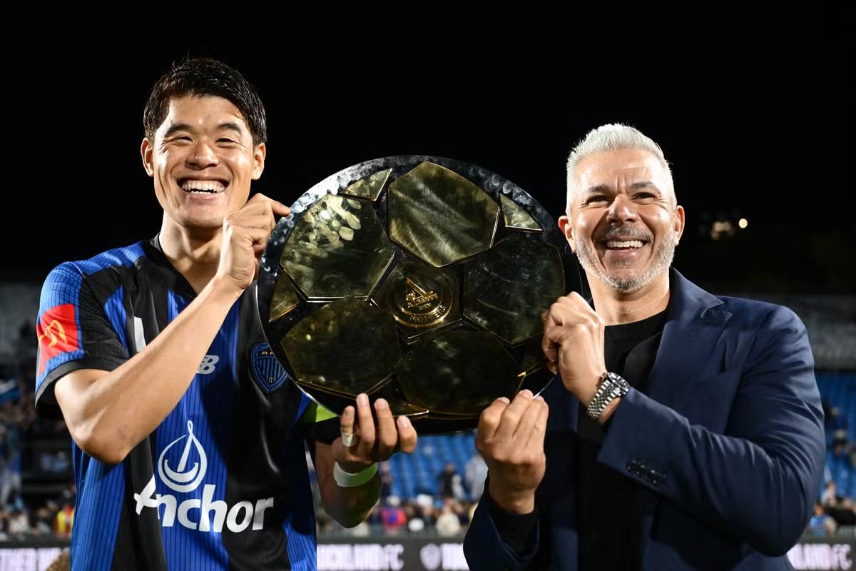 杏彩体育官方入口-包含凯泽斯劳滕新援表现不俗，立即进入主力阵容的词条