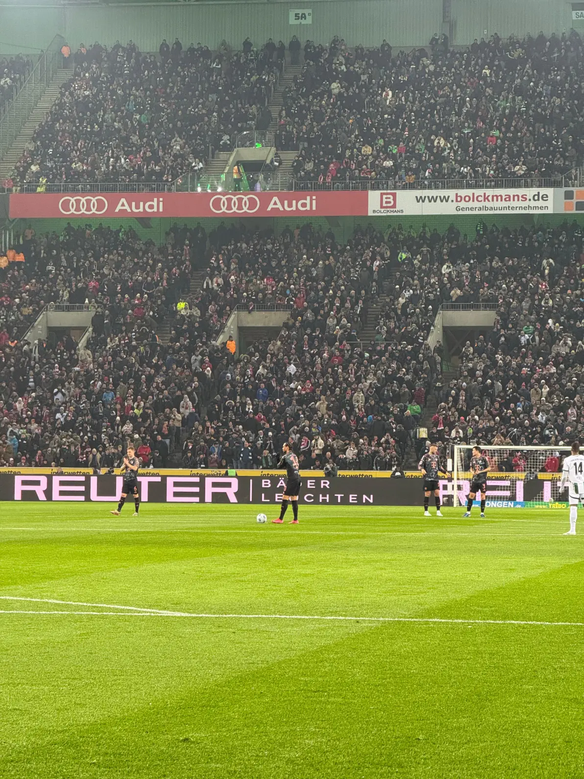 门兴格拉德巴赫取得客场胜利，重返胜轨的简单介绍