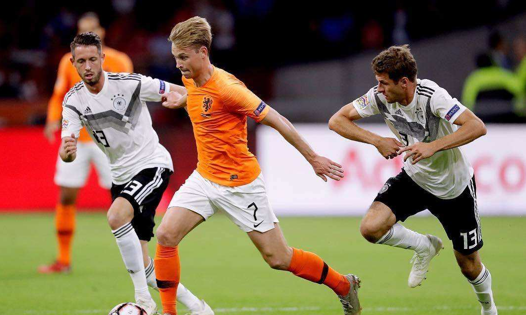 白俄罗斯队在与爱沙尼亚队的比赛中取得胜利 白俄罗斯队在与爱沙尼亚队的比赛中取得胜利