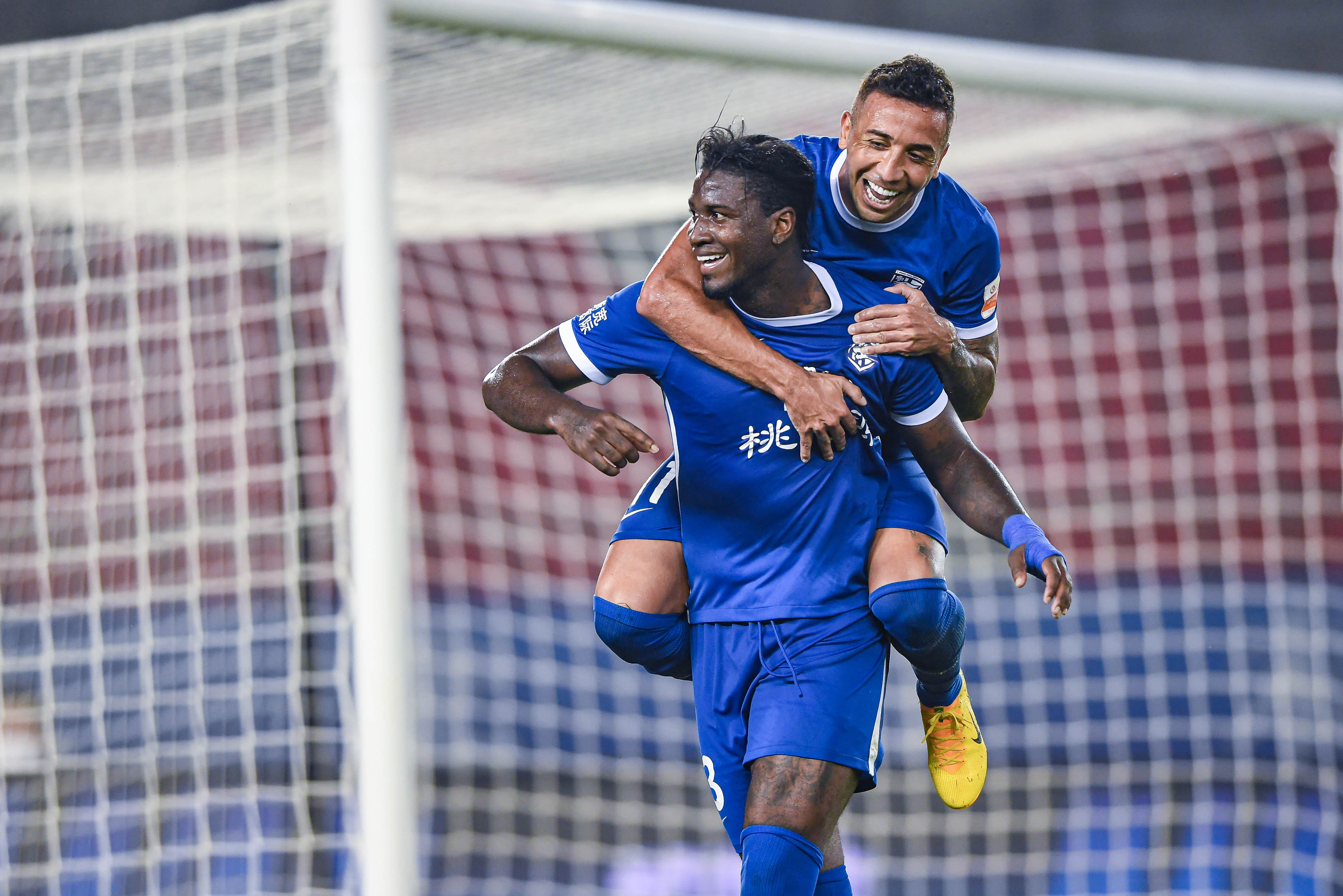 杏彩体育-包含罗马尼亚直落四连胜力压希腊位居次席的词条