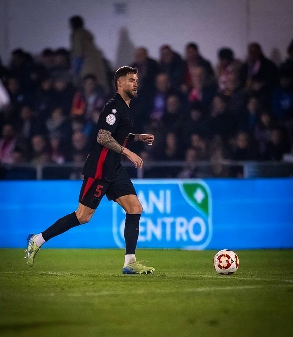 杏彩体育官方登录入口-关于皇马客场大胜反弹，球队士气大增实力提升的信息