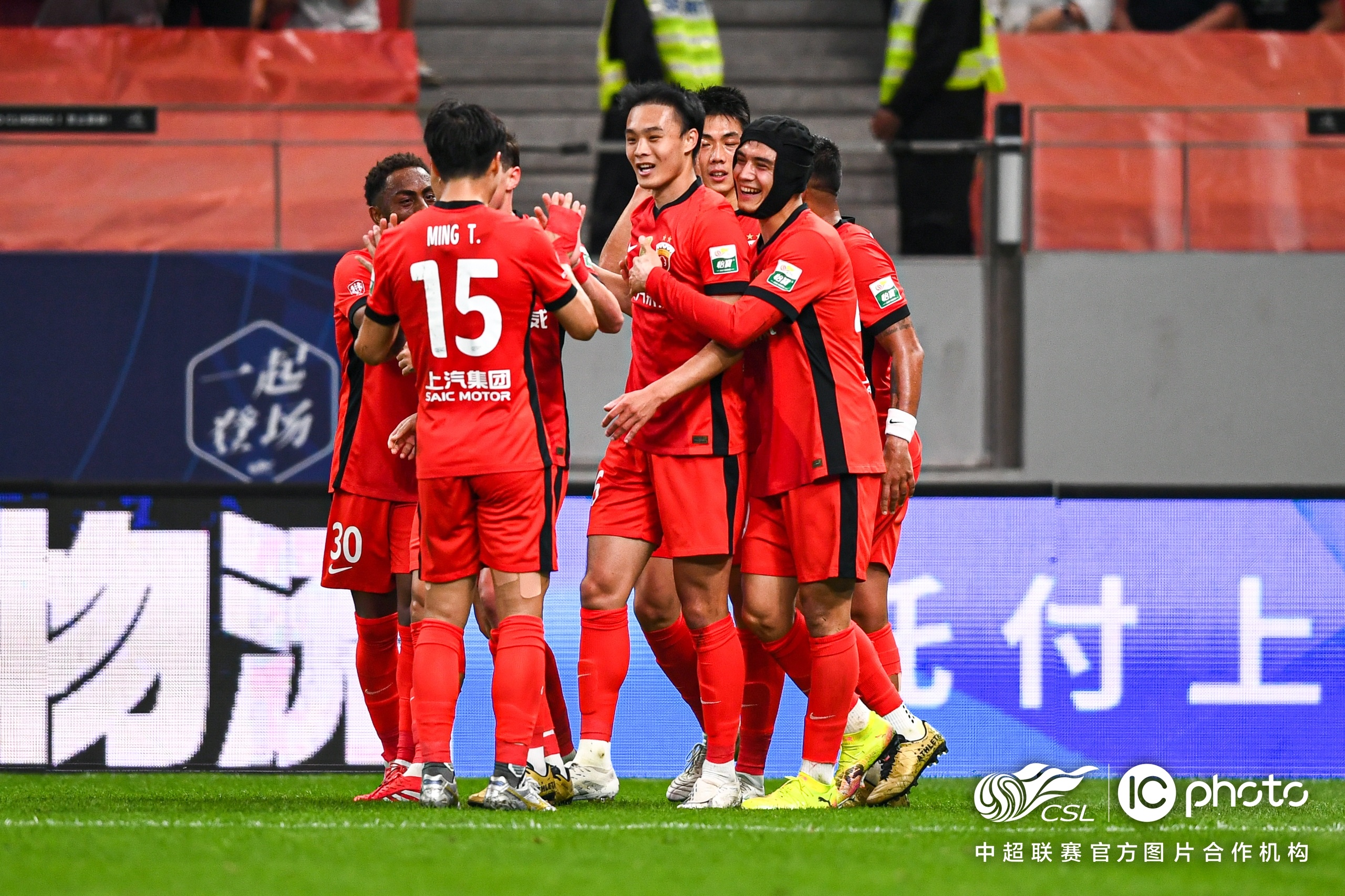 上海队连胜达到五场,士气高涨向前冲的简单介绍 上海队连胜达到五场,士气高涨向前冲的简单介绍