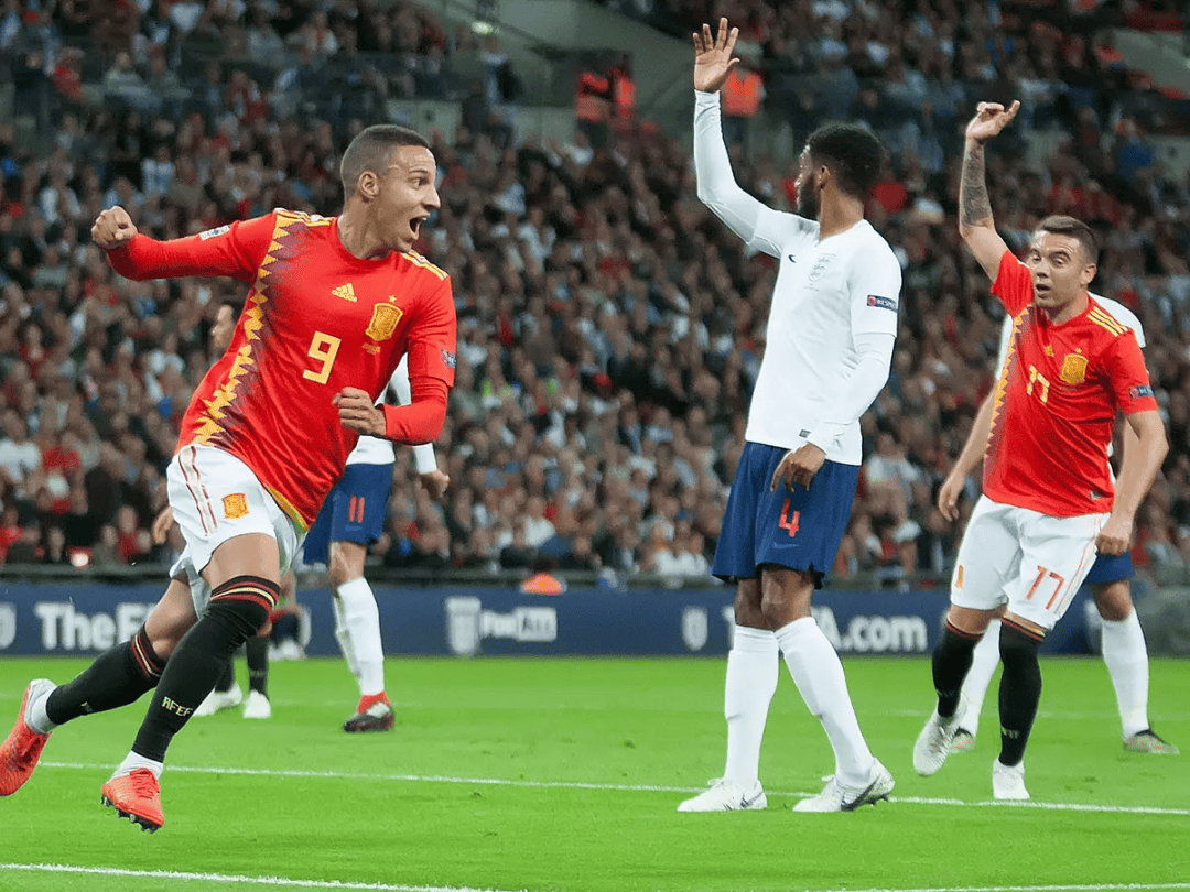 关于英格兰国家队晋级成功，赢得下一轮对决的信息